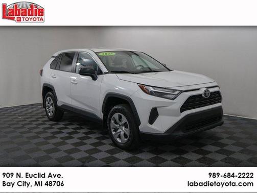 2023 Toyota RAV4 LE