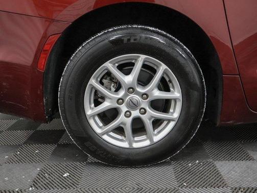 2022 Chrysler Pacifica Touring-L