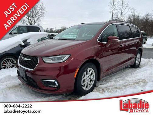 2022 Chrysler Pacifica Touring-L