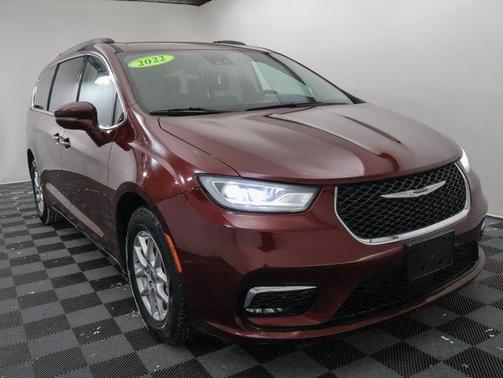 2022 Chrysler Pacifica Touring-L