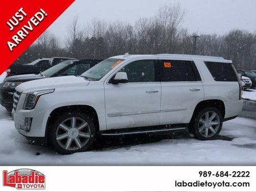 2017 Cadillac Escalade Luxury