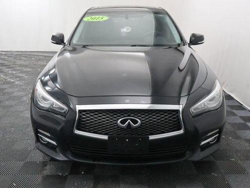 2015 INFINITI Q50 Premium