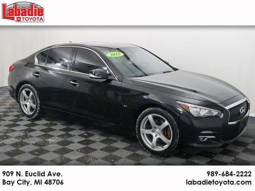 2015 INFINITI Q50 Premium