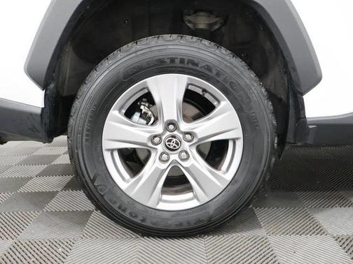 Ice 2025 Toyota RAV4 XLE