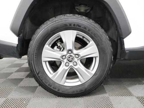 Ice 2025 Toyota RAV4 XLE