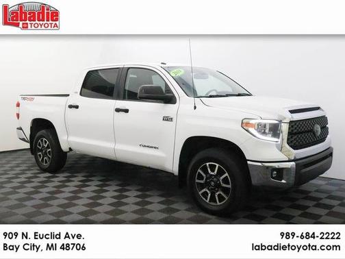 Super White 2018 Toyota Tundra SR5