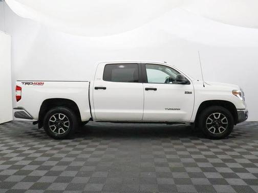 Super White 2018 Toyota Tundra SR5