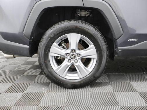 2025 Toyota RAV4 Hybrid LE