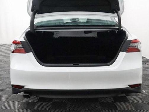 2021 Toyota Camry Hybrid XLE