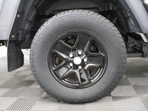 Silver 2020 Jeep Gladiator Sport