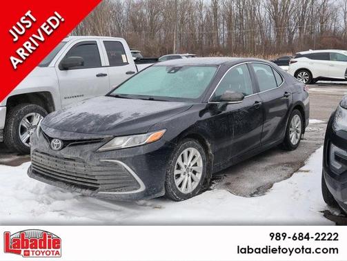2022 Toyota Camry LE