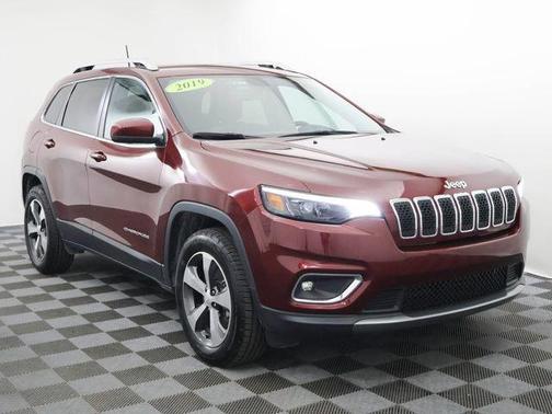 Velvet Red Pearlcoat 2019 Jeep Cherokee Limited