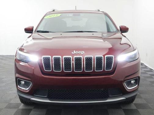 Velvet Red Pearlcoat 2019 Jeep Cherokee Limited