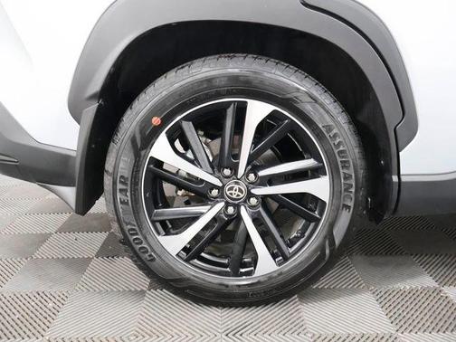 Sonic Silver 2025 Toyota Corolla Cross Hybrid XSE