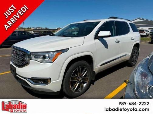White Frost Tri-Coat 2018 GMC Acadia Denali