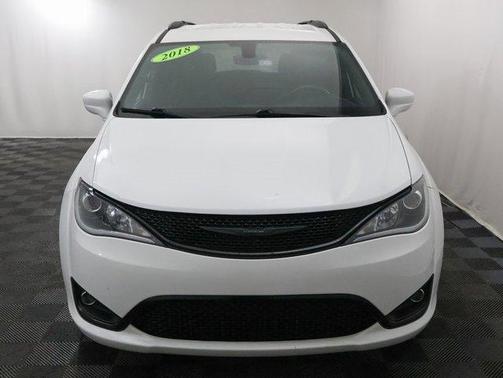 2018 Chrysler Pacifica Touring-L Plus