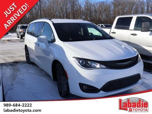 2018 Chrysler Pacifica Touring-L Plus