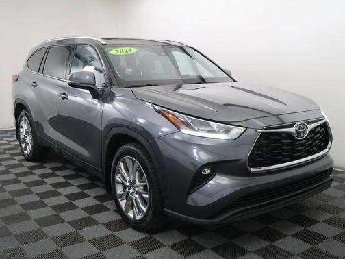 Magnetic Gray Metallic 2021 Toyota Highlander Limited