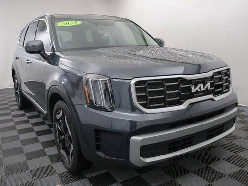 2023 Kia Telluride S