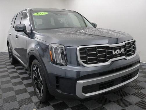 2023 Kia Telluride S