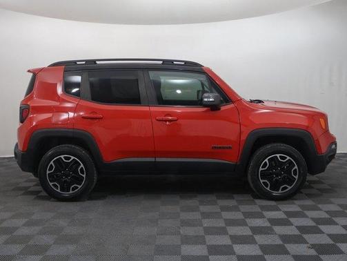 2017 Jeep Renegade Trailhawk