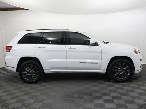 Bright White 2019 Jeep Grand Cherokee Altitude
