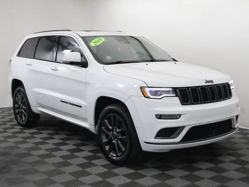 Bright White 2019 Jeep Grand Cherokee Altitude