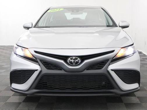 Celestial Silver 2024 Toyota Camry SE
