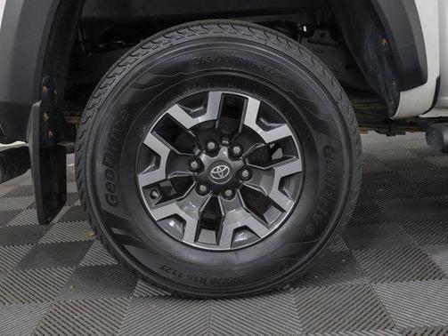 2020 Toyota Tacoma SR