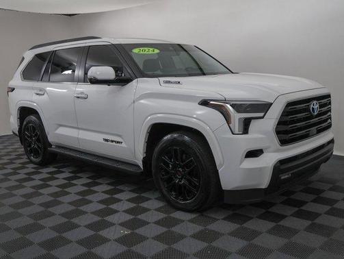 2024 Toyota Sequoia SR5