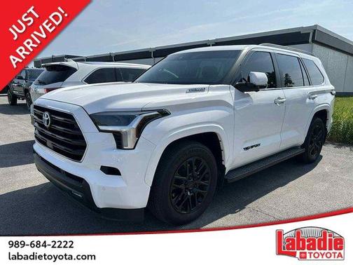 2024 Toyota Sequoia SR5