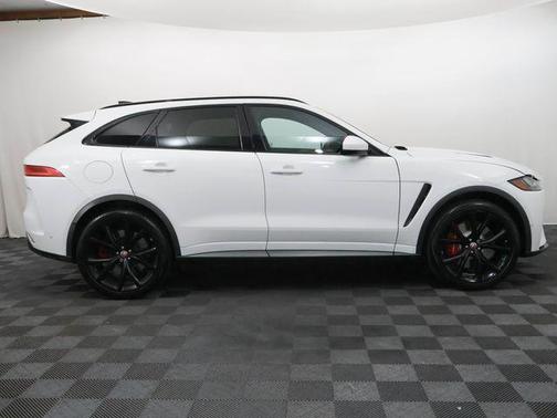 Fuji White 2020 Jaguar F-PACE SVR
