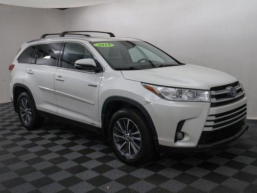 2019 Toyota Highlander Hybrid XLE