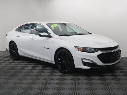 Summit White 2024 Chevrolet Malibu LT