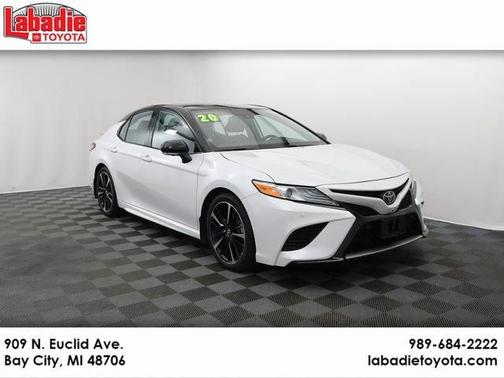 Midnight Black 2020 Toyota Camry XSE V6