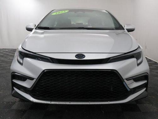 2025 Toyota Corolla Hybrid SE