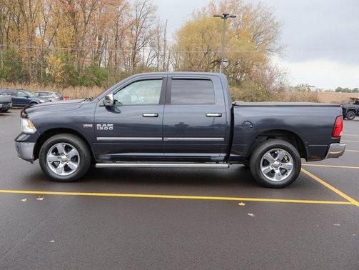 2015 RAM 1500 SLT