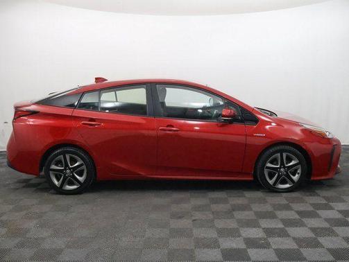 2019 Toyota Prius L