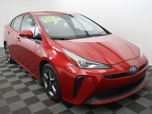 2019 Toyota Prius L