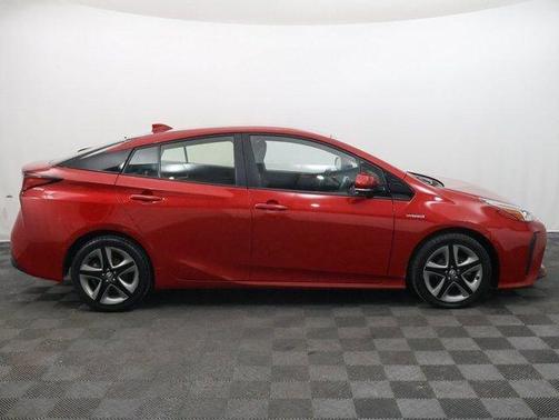 2019 Toyota Prius L