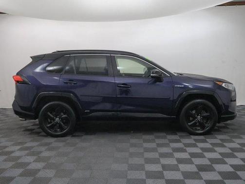 2019 Toyota RAV4 Hybrid XSE