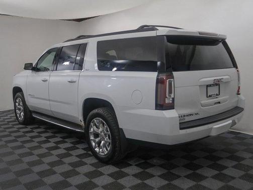 2016 GMC Yukon XL SLT