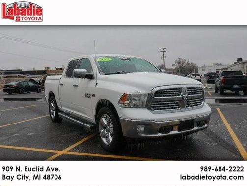 2017 RAM 1500 SLT