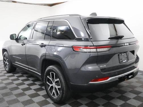 Metallic 2024 Jeep Grand Cherokee Limited