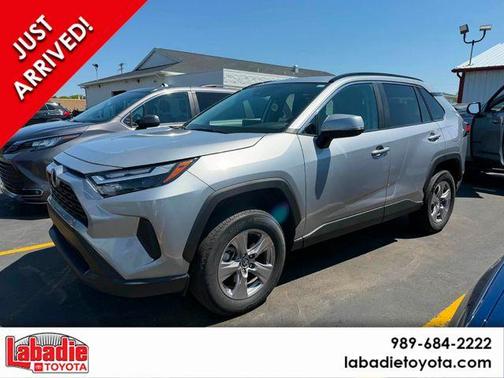 Silver Sky 2025 Toyota RAV4 XLE