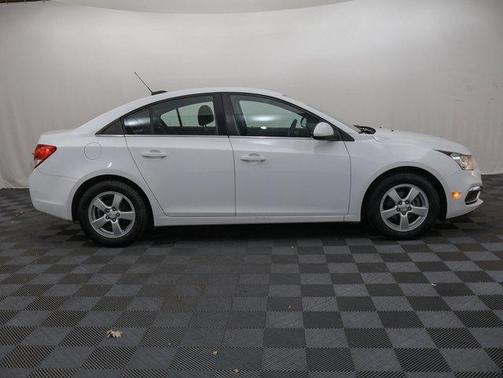 2015 Chevrolet Cruze 1LT