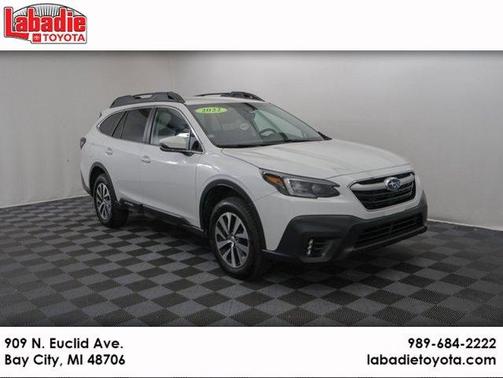 2022 Subaru Outback Premium