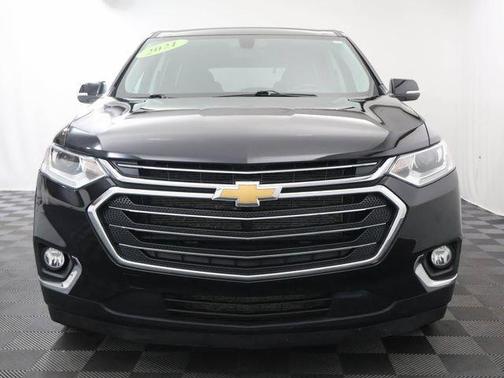 Mosaic Black 2021 Chevrolet Traverse LT Cloth