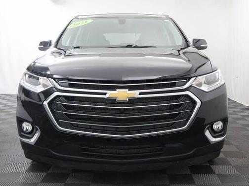 Mosaic Black 2021 Chevrolet Traverse LT Cloth