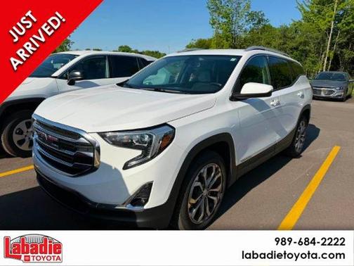 Summit White 2019 GMC Terrain SLT